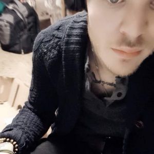 Meet your Posher, Justin